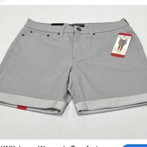 NWT DNKY Stretch Shorts Size 12